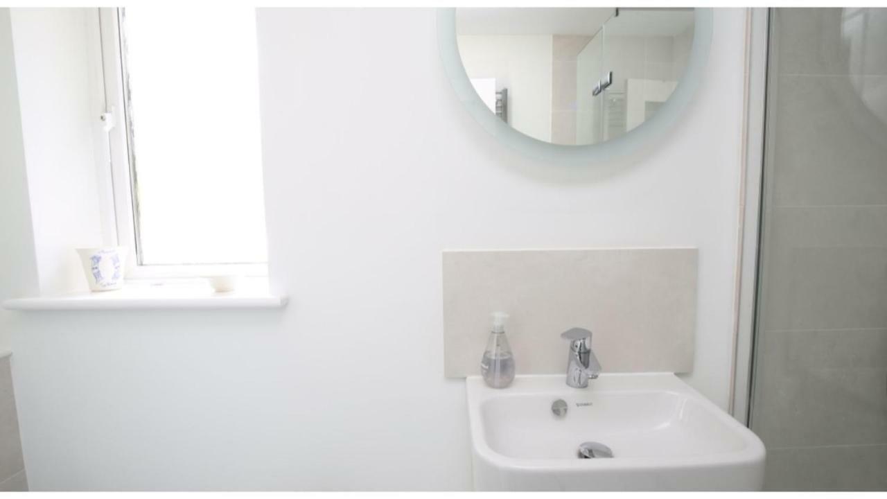 ★ Luxury Oxford Apartment ★ Sleeps 4, Free Parking Eksteriør billede