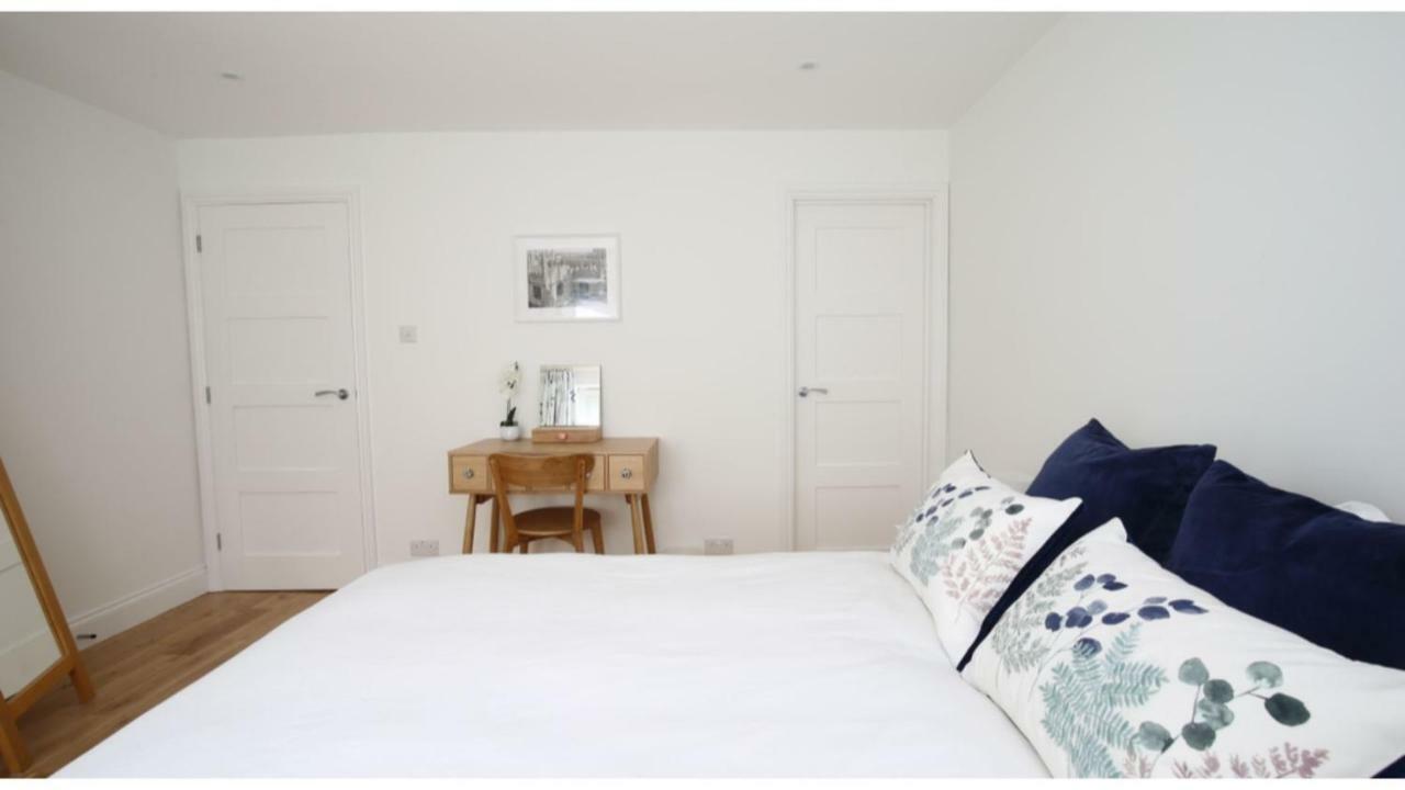 ★ Luxury Oxford Apartment ★ Sleeps 4, Free Parking Eksteriør billede